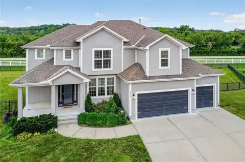 9535 Courtney Avenue, Lees Summit, MO 64138