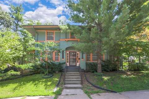 5601 Kenwood Avenue, Kansas City, MO 64110