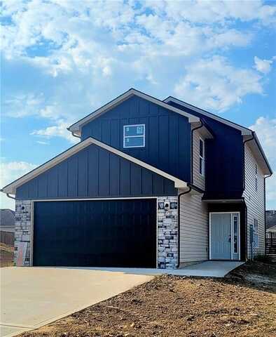 706 Mahogany Court, Warrensburg, MO 64093