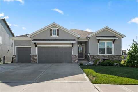 9004 Driftwood Street, Lenexa, KS 66227