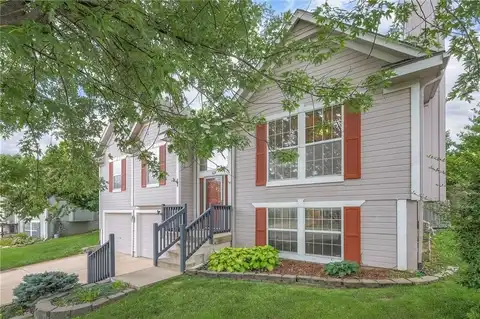 138 N HIGHLAND Drive, Raymore, MO 64083