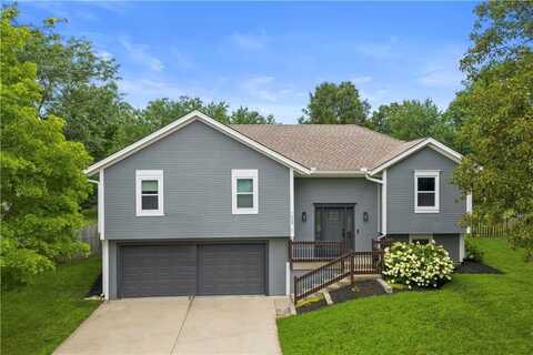 7938 NW 74th Street, Kansas City, MO 64152