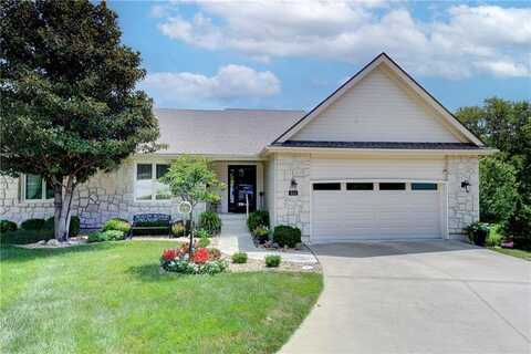 415 NW Ashurst Circle, Lees Summit, MO 64081
