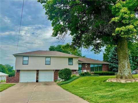 2400 N 131st Street, Kansas City, KS 66109