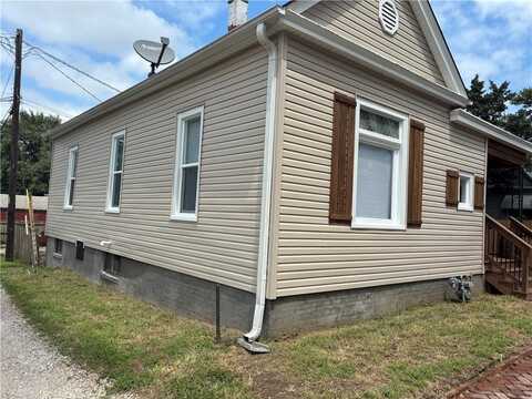 2215 Lafayette Street, Saint Joseph, MO 64507