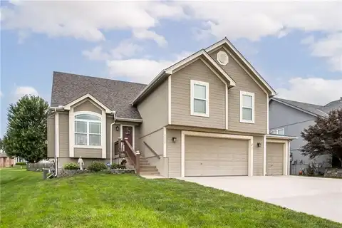 1112 NW 112th Terrace, Kansas City, MO 64155