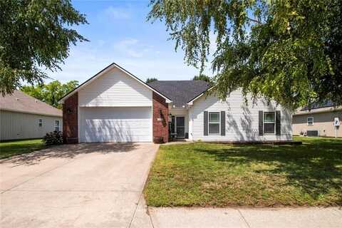 700 SW Bobcat Street, Oak Grove, MO 64075