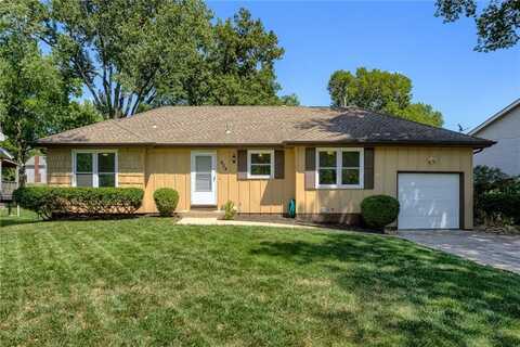 904 N Parkway Drive, Olathe, KS 66061