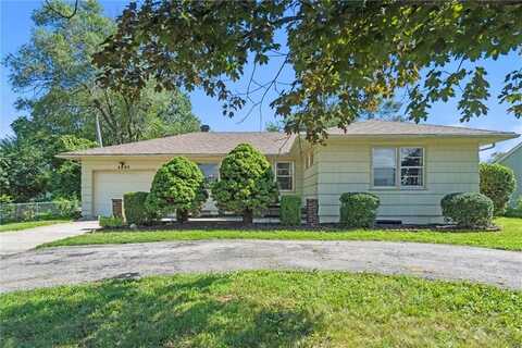 4305 Doctor Greaves Road, Grandview, MO 64030