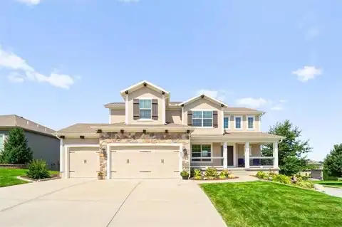 830 Creekmoor Pond Lane, Raymore, MO 64083