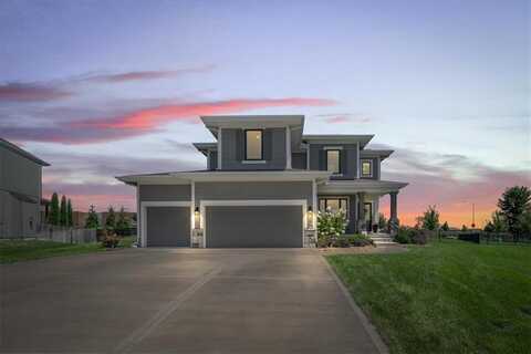 16591 S Stagecoach Street, Olathe, KS 66062