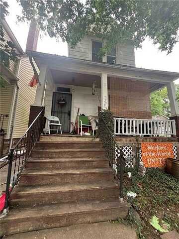 3228 Thompson Avenue, Kansas City, MO 64124
