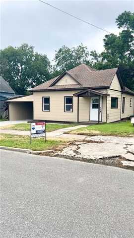 317 S Main Street, Trenton, MO 64683