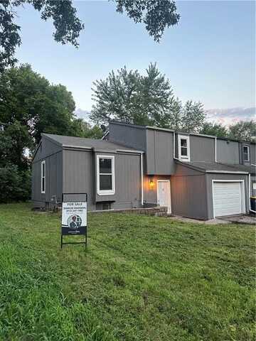 9525 Manning Avenue, Kansas City, MO 66134