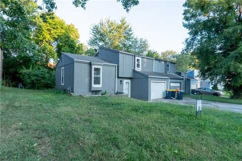 9525 Manning Avenue, Kansas City, MO 66134