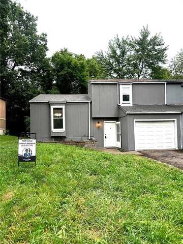 9525 Manning Avenue, Kansas City, MO 66134