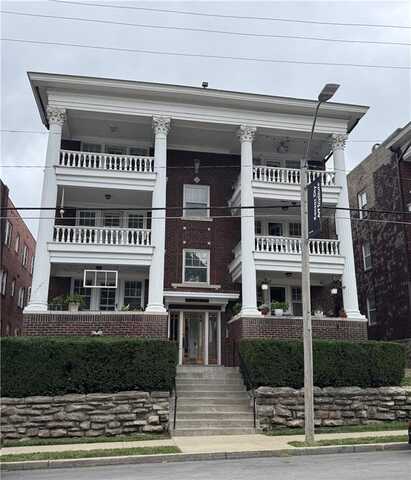 311 E 43rd Street E, Kansas City, MO 64111