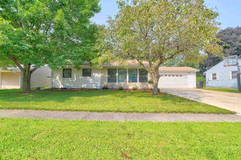 909 N 14th Street, Estherville, IA 51334
