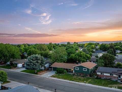 11132 W Barden Tower Dr, Boise, ID 83709