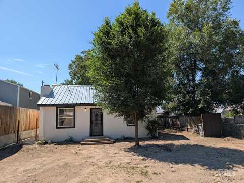 411 W California, Homedale, ID 83628