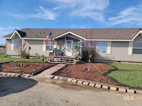 66 E 590 N, Shoshone, ID 83352