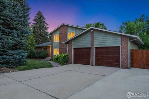 933 E Ridgecrest Rd, Fort Collins, CO 80524