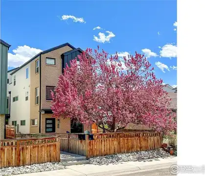 1324 Zenobia St, Denver, CO 80204