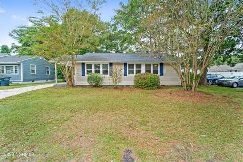 529 Henderson Drive, Jacksonville, NC 28540