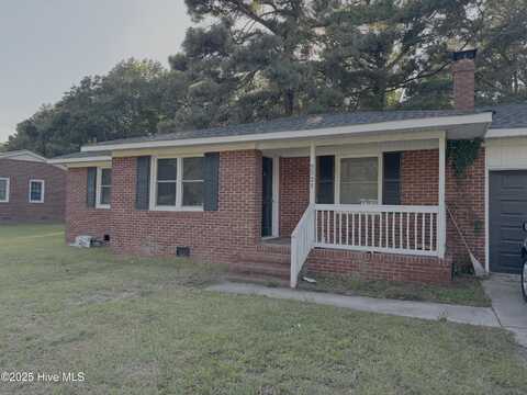 2521 Country Club Road, Jacksonville, NC 28546
