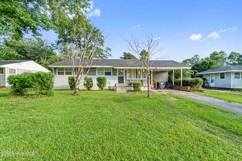137 Bryan Boulevard, Havelock, NC 28532
