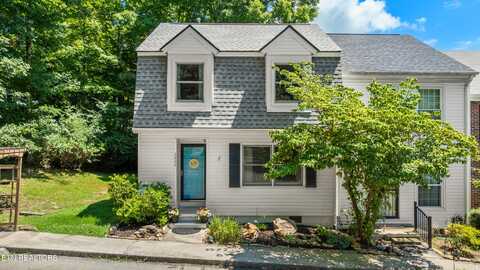 3849 NE Tambark Drive, Knoxville, TN 37917
