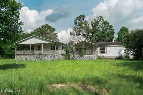 8620 Vandever Rd, Crossville, TN 38572