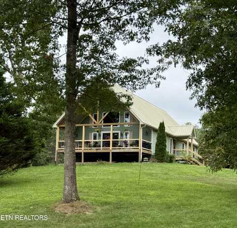 930 Spruce Creek Drive, Jamestown, TN 38556