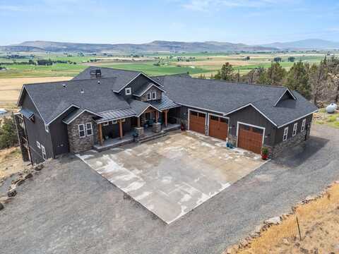 11429 Hill Road, Klamath Falls, OR 97603