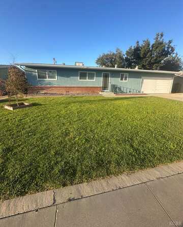 272 Burlwood Lane, Lemoore, CA 93245