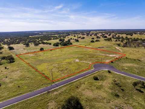 101 Nantan Lane, Harper, TX 78631