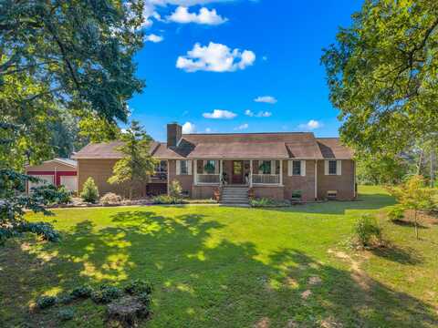 625 Armstrong Drive, Dandridge, TN 37725