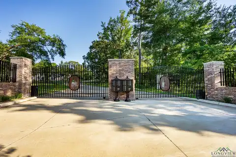 207 Longleaf Drive, Longview, TX 75602