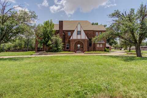 711 W 7th Street, Post, TX 79356