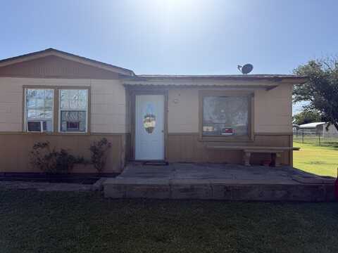 1005 W 4th, Petersburg, TX 79250