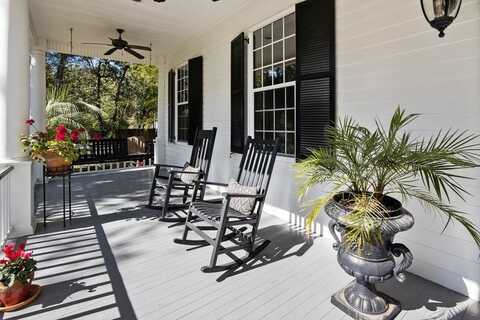 1409 Bending Brook Circle, Lufkin, TX 75904