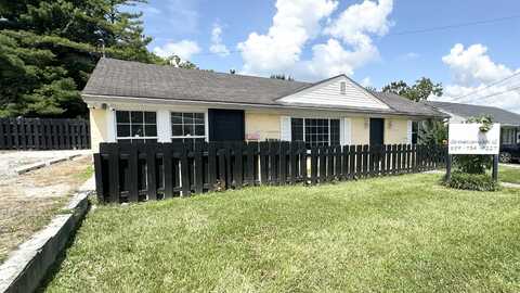 532 South College Street, Harrodsburg, KY 40330