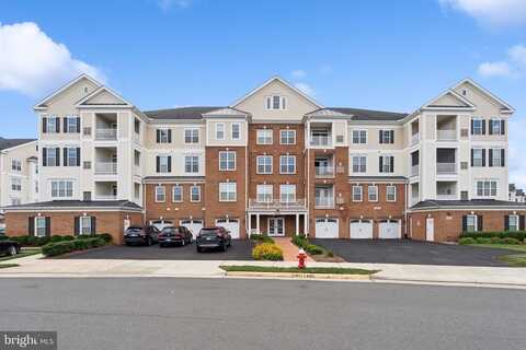 44589 YORK CREST TER #200, ASHBURN, VA 20147