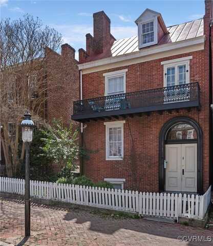 2515 E Grace St, Richmond, VA 23223