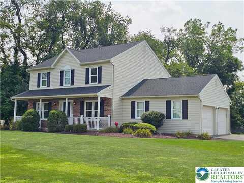 750 Howe Street, Fair Oaks, PA 18040