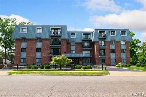 450 W Adams Avenue, Kirkwood, MO 63122