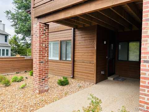 1209 Hemingway Lane, Weldon Spring, MO 63304