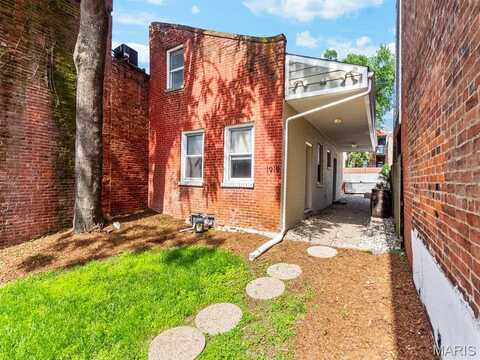 1919 S 11th Street, Saint Louis, MO 63104