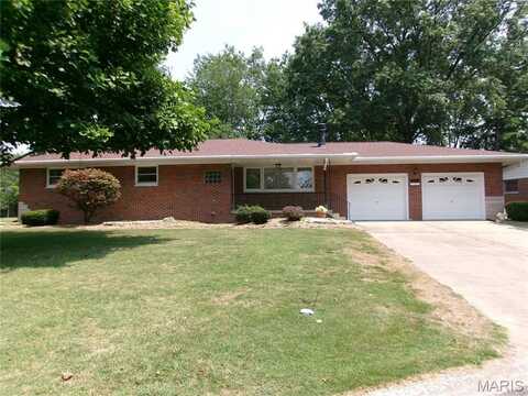 2103 Saint Michael Court N, Highland, IL 62249