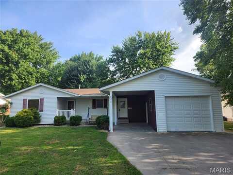 620 S 6th Street, Breese, IL 62230